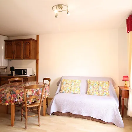 F2 Avec Balcon Et Wifi, Proche Des Thermes - Fr-1-415-7 * Le Mont-Dore