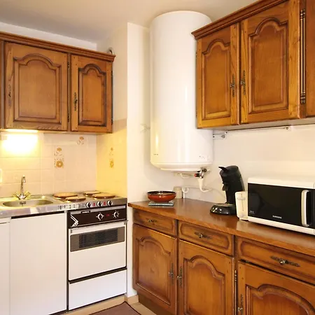Apartment F2 Avec Balcon Et Wifi, Proche Des Thermes - Fr-1-415-7